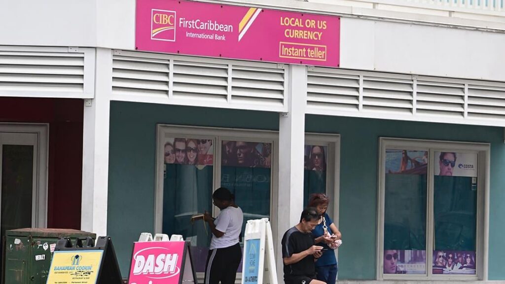 Exploring Caribbean Banking Solutions for Expats: A Guide