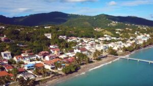 Comparing Life: Caribbean Resort Towns vs. Local Neighborhoods