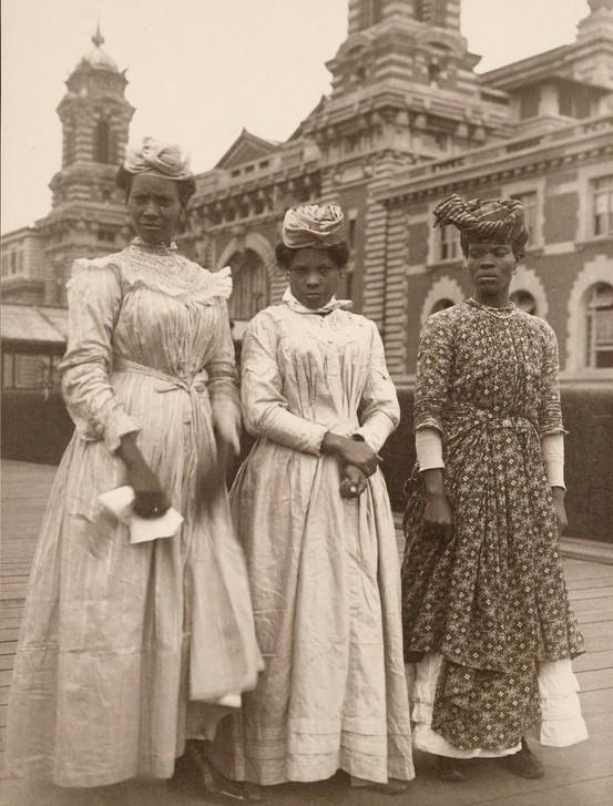 Overcoming Language Barriers: Integration Tips for Caribbean Immigrants Overcoming Language Barriers: Integration Tips for Caribbean Immigrants