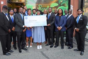 BunNan restaurant owner receives Dr. Luc El-Art Severe Small Business Recovery Grant – Caribbean Life