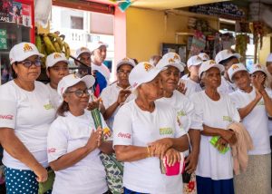 Coca-Cola and Sur Futuro support women leading recycling in Ozama River communities