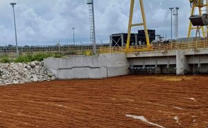 Navy and SOS Carbon launch operation to remove sargassum from Punta Catalina plant