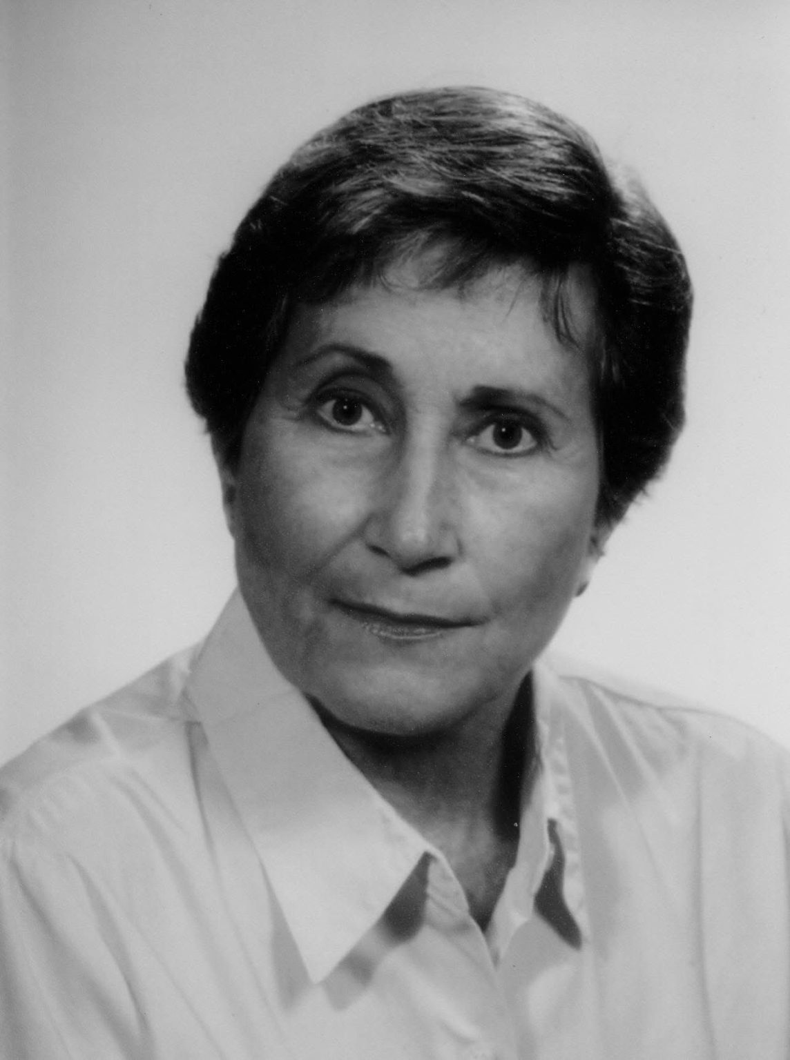 Veteran journalist Nicky Kelly passes at 93