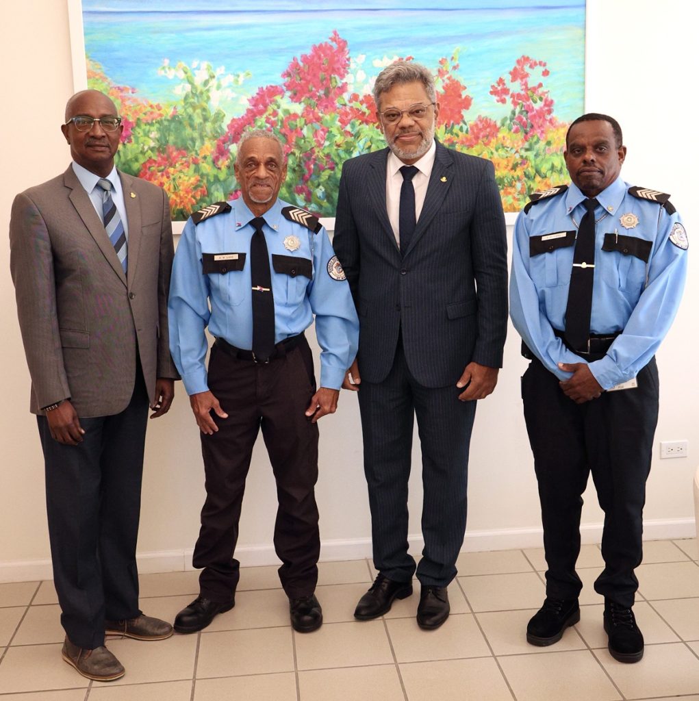 Arnold Lake Marks 38-Years in Government Service with the Central Surveillance Dept. | Government of Sint Maarten Arnold Lake Marks 38-Years in Government Service with the Central Surveillance Dept. | Government of Sint Maarten