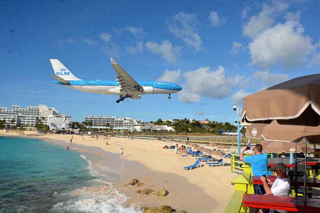 KLM cancels 100 flights today because of ground crew strike | THE DAILY HERALD