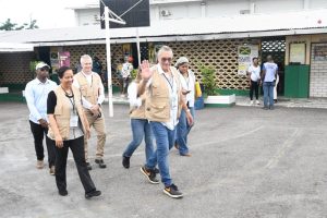 OAS observers give Jamaica thumbs up for ‘calm, orderly election’