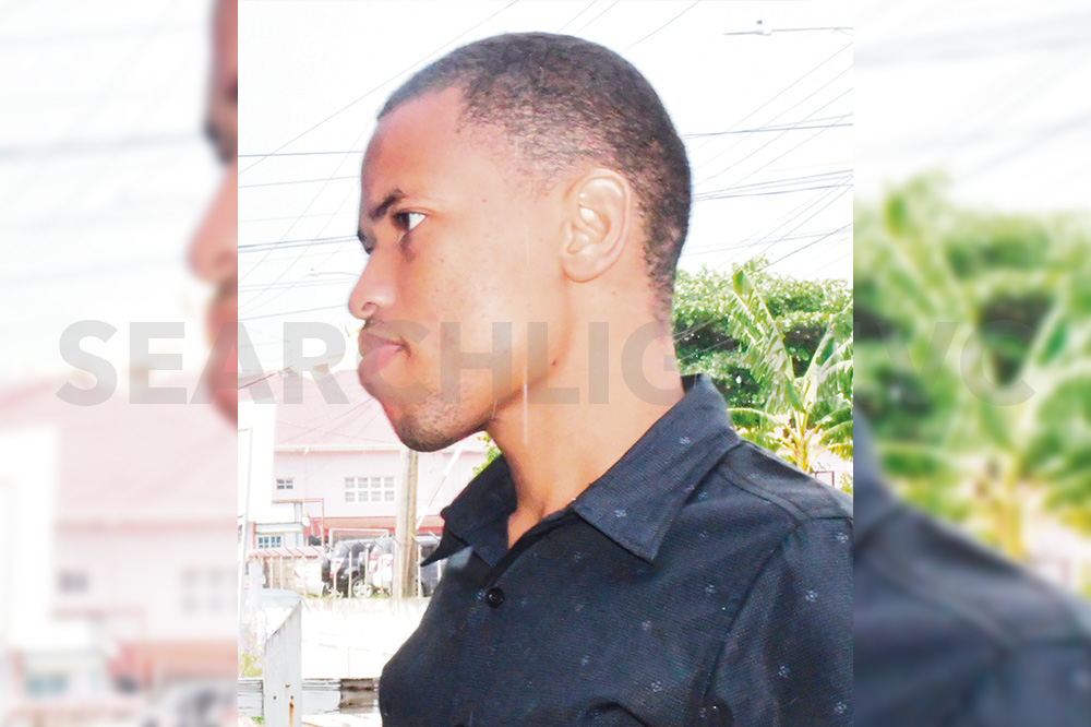 Police officer charged with stabbing girlfriend on ,000 bail Police officer charged with stabbing girlfriend on ,000 bail