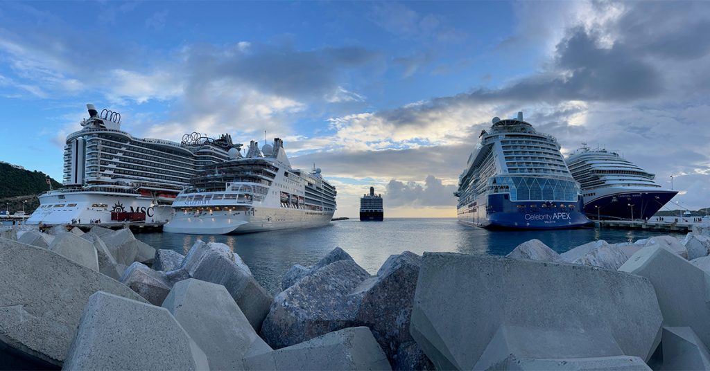 Cruise Season Begins in St. Maarten With Five-Ship Day
