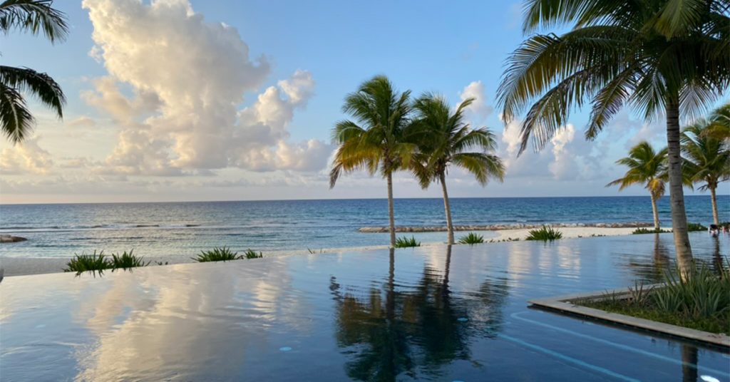 This Jamaica Luxury Resort Has a Beachfront Infinity Pool and a Legendary Rum Bar — And It’s Reopening in April 