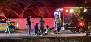 Motociclista y peaton seriamente herida riba caminda di Piedra Plat pa Paradera – Aruba Native