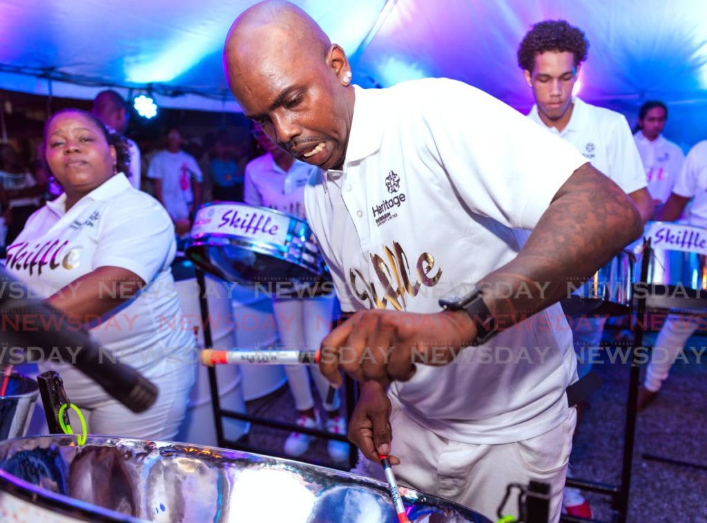 Pan, powder and mas in San Fernando on November 22