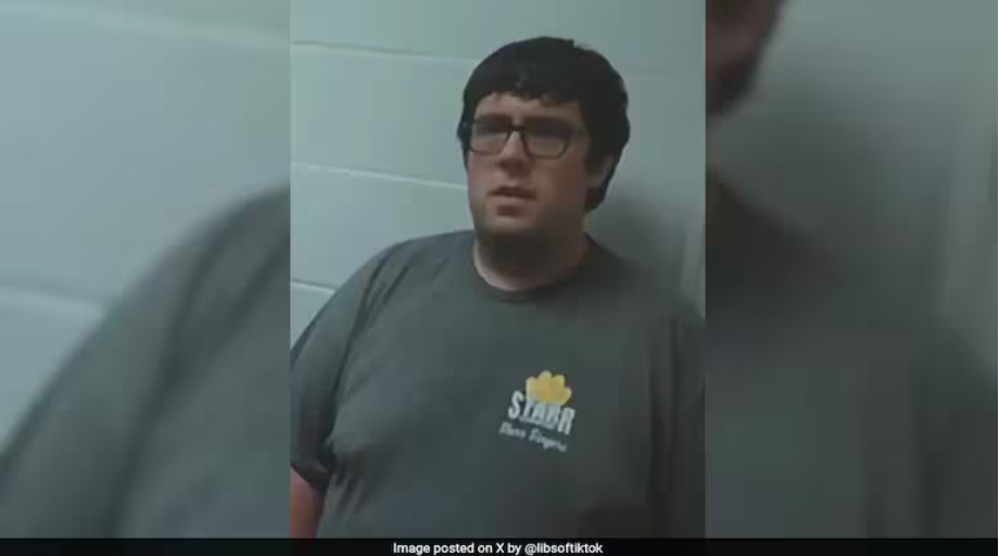 ‘DUKE’ OF HAZARD! Stalked 11-year-old girl in his class, wrote her 60 love letters. He got probation. – Virgin Islands Free Press ‘DUKE’ OF HAZARD! Stalked 11-year-old girl in his class, wrote her 60 love letters. He got probation. – Virgin Islands Free Press