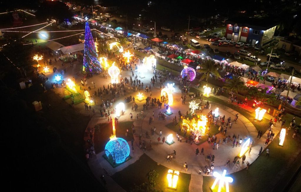 Belmopan hosts vibrant night market and tree lighting 2025 Belmopan hosts vibrant night market and tree lighting 2025