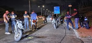 Dos brommer y dos auto a accidenta riba Green Corridor – Aruba Native