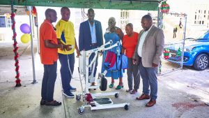 New York Dems donate lift to elderly care home