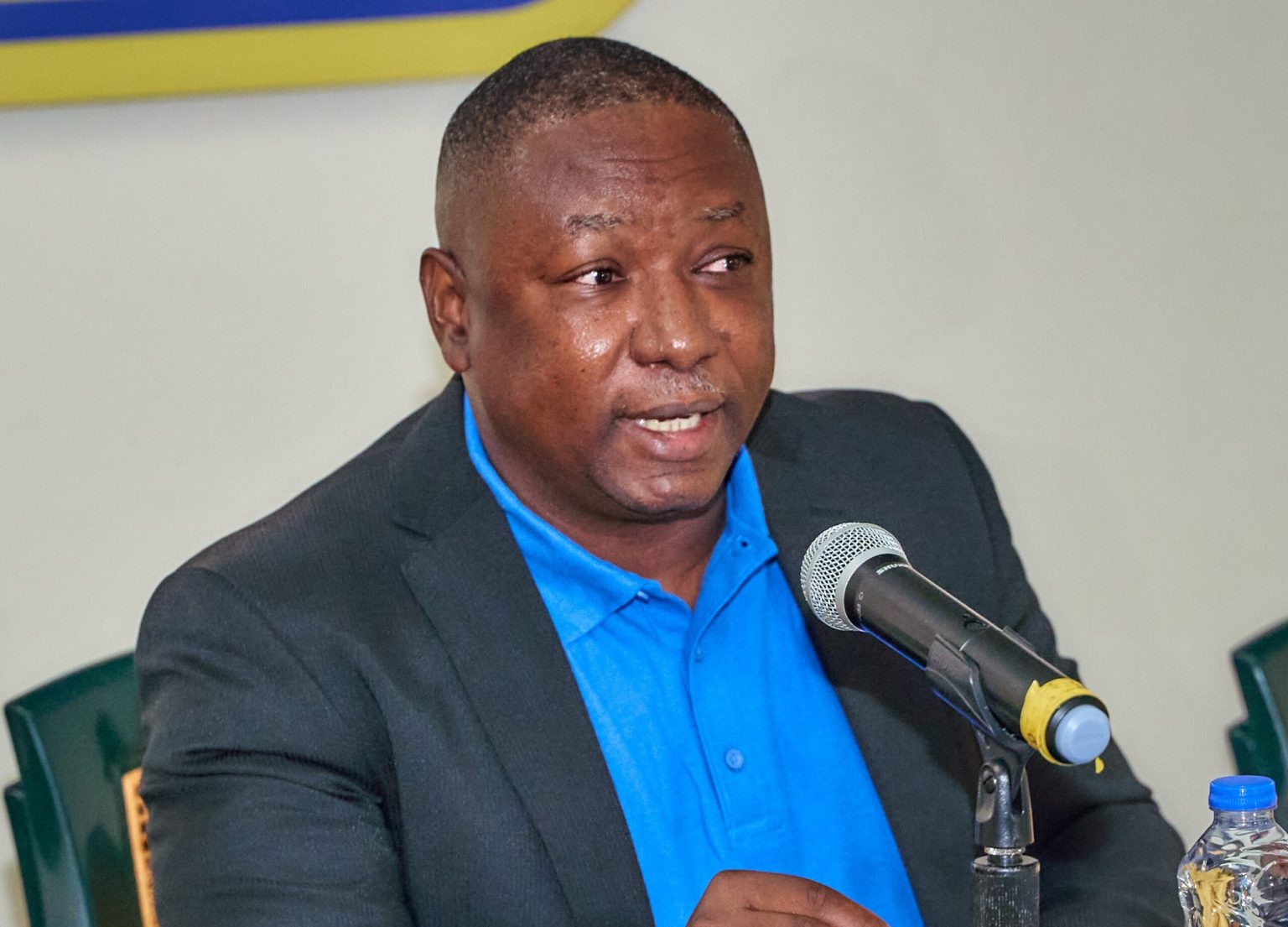 Opposition senator calls for automatic public service appointments, warns of systemic issues