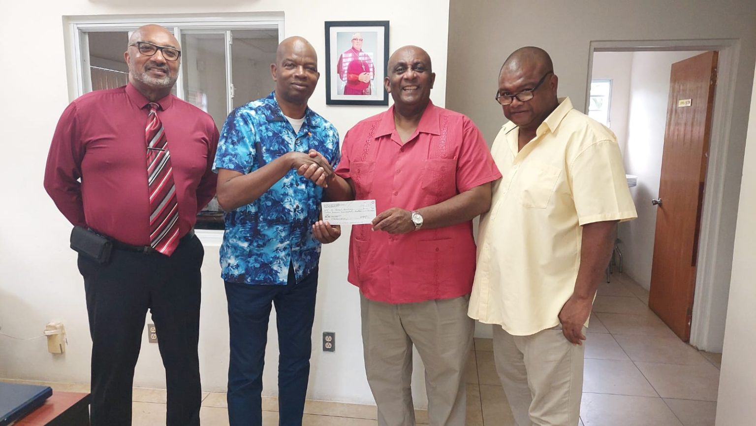 SJA receives contribution of over K from Alumni Association
