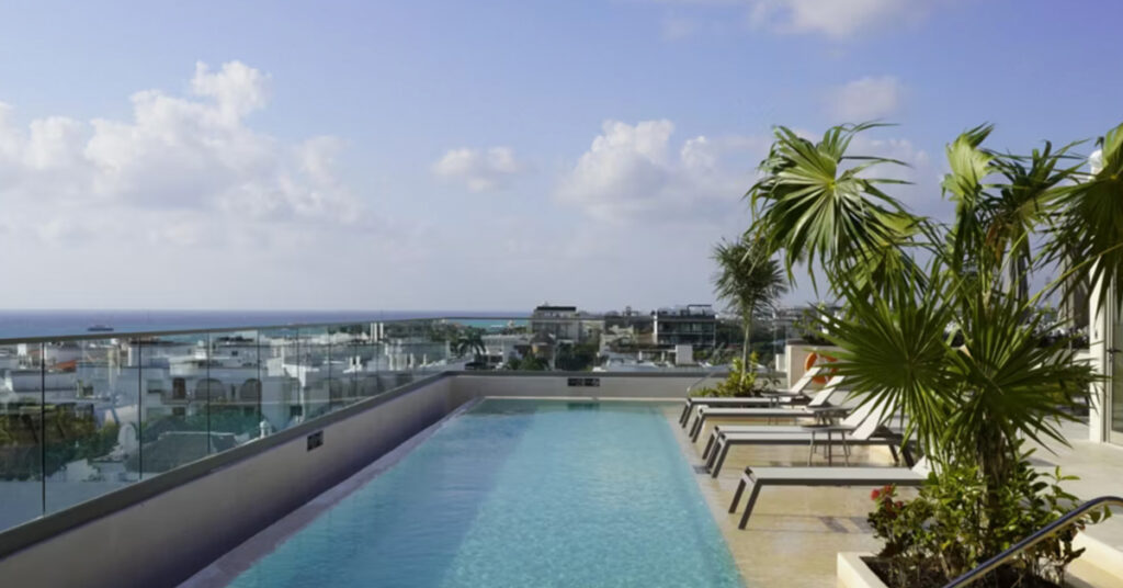 A New Hotel Just Opened in Playa del Carmen, With a Rooftop Pool, 83 Rooms, and a “Mayan Bistro”