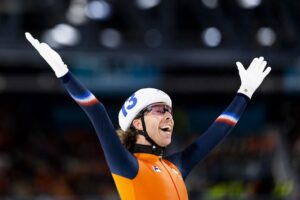 More Dutch golds in skating mass start, taking medal total to 20