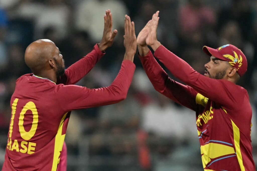 Rutherford powers West Indies to 196-6 against England at World Cup Rutherford powers West Indies to 196-6 against England at World Cup