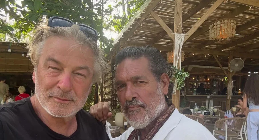Actor Alec Baldwin vacations in Las Terrenas with family for Easter Actor Alec Baldwin vacations in Las Terrenas with family for Easter