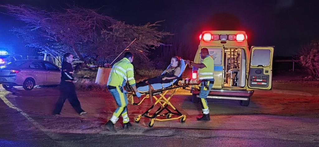 Dos persona herida den accidente na Cadushi Largo Dos persona herida den accidente na Cadushi Largo