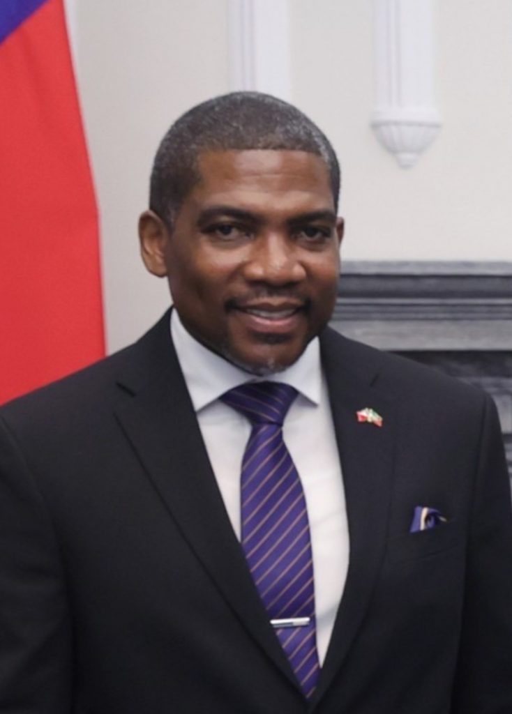 PRIME MINISTER DREW ENDORSES REINSTATEMENT OF ASSOCIATE DEGREE IN NURSING PROGRAMME AT CFBC PRIME MINISTER DREW ENDORSES REINSTATEMENT OF ASSOCIATE DEGREE IN NURSING PROGRAMME AT CFBC